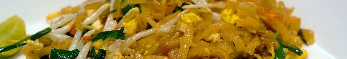 Eating Asian Fusion Chinese Thai at Ya Ya Asian Gourmet House restaurant in Norfolk, VA.